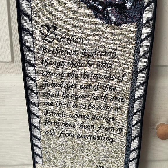 Lion of the Tribe of Judah tapestry wall hanging - Picture 2 of 6